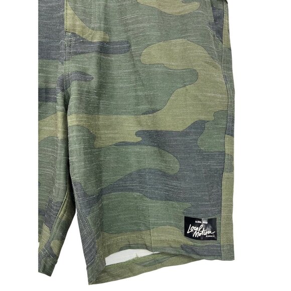 Local Motion Mens Camo Green 4-Way Stretch Performance Board Short 30 NWT New - Picture 4 of 9